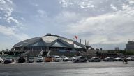 Спортивный центр Синьцзяна Стадион